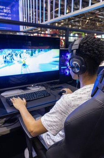 game gian lận Debet