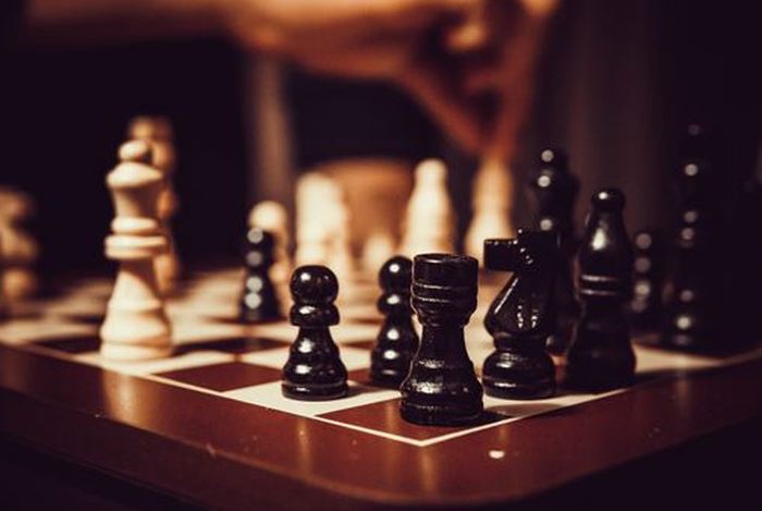 game gian lận Debet
